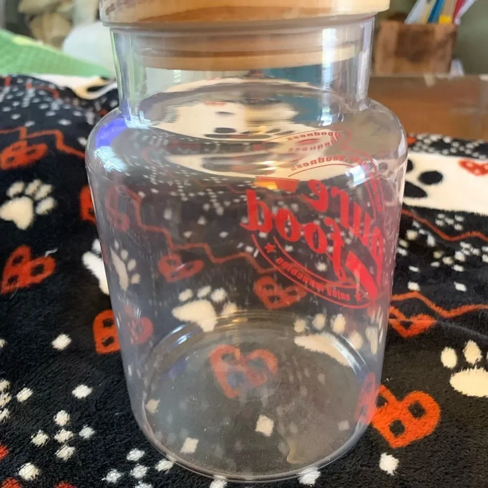 GLASS jars with lids